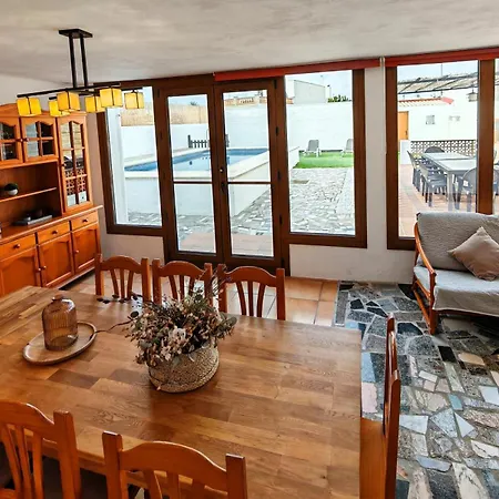 Holiday home Ca La Consol El Poblenou del Delta